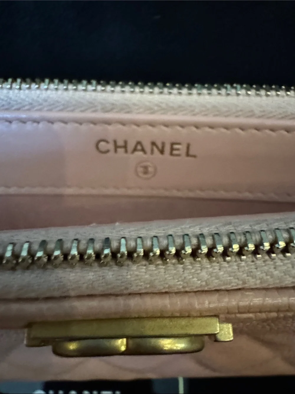 CHANEL Boy Wallet on Chain. Pink Caviar.